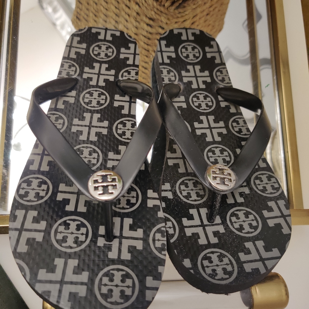 Authentic Tory Burch sandals